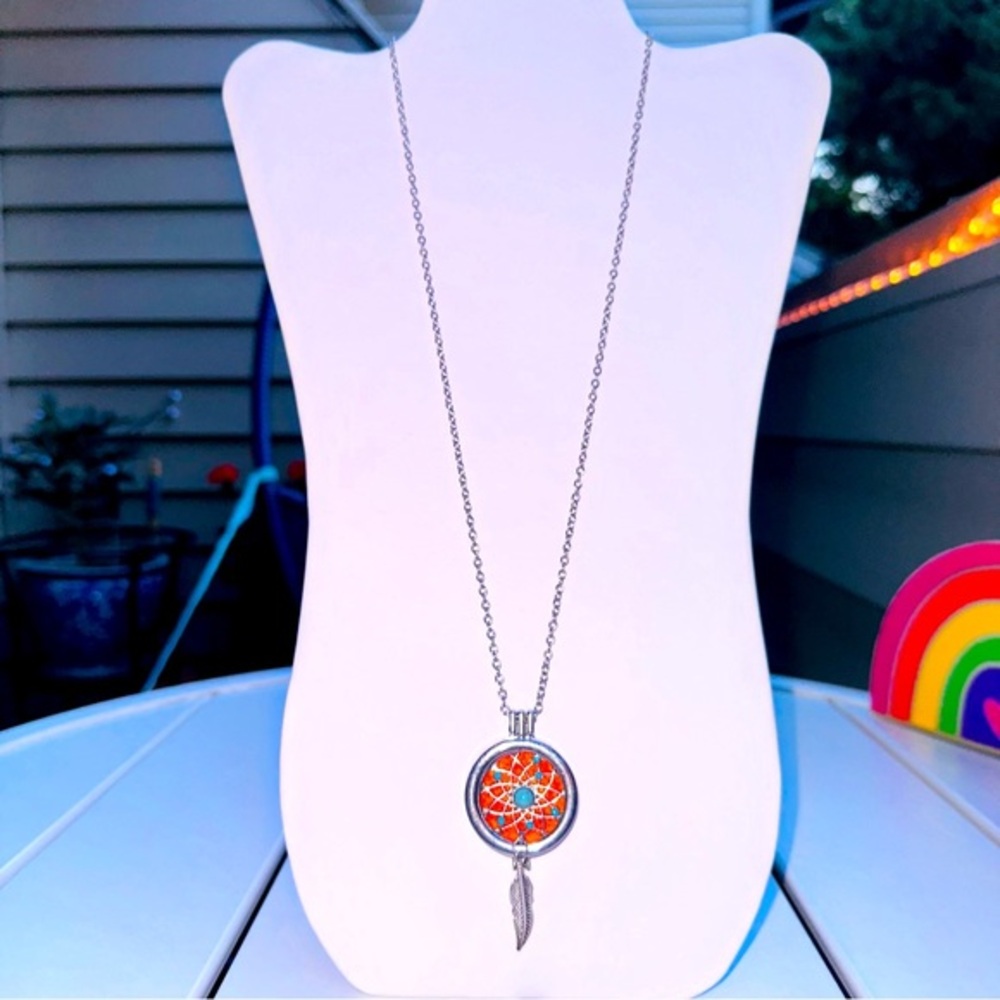 Diffuser dream catcher necklace